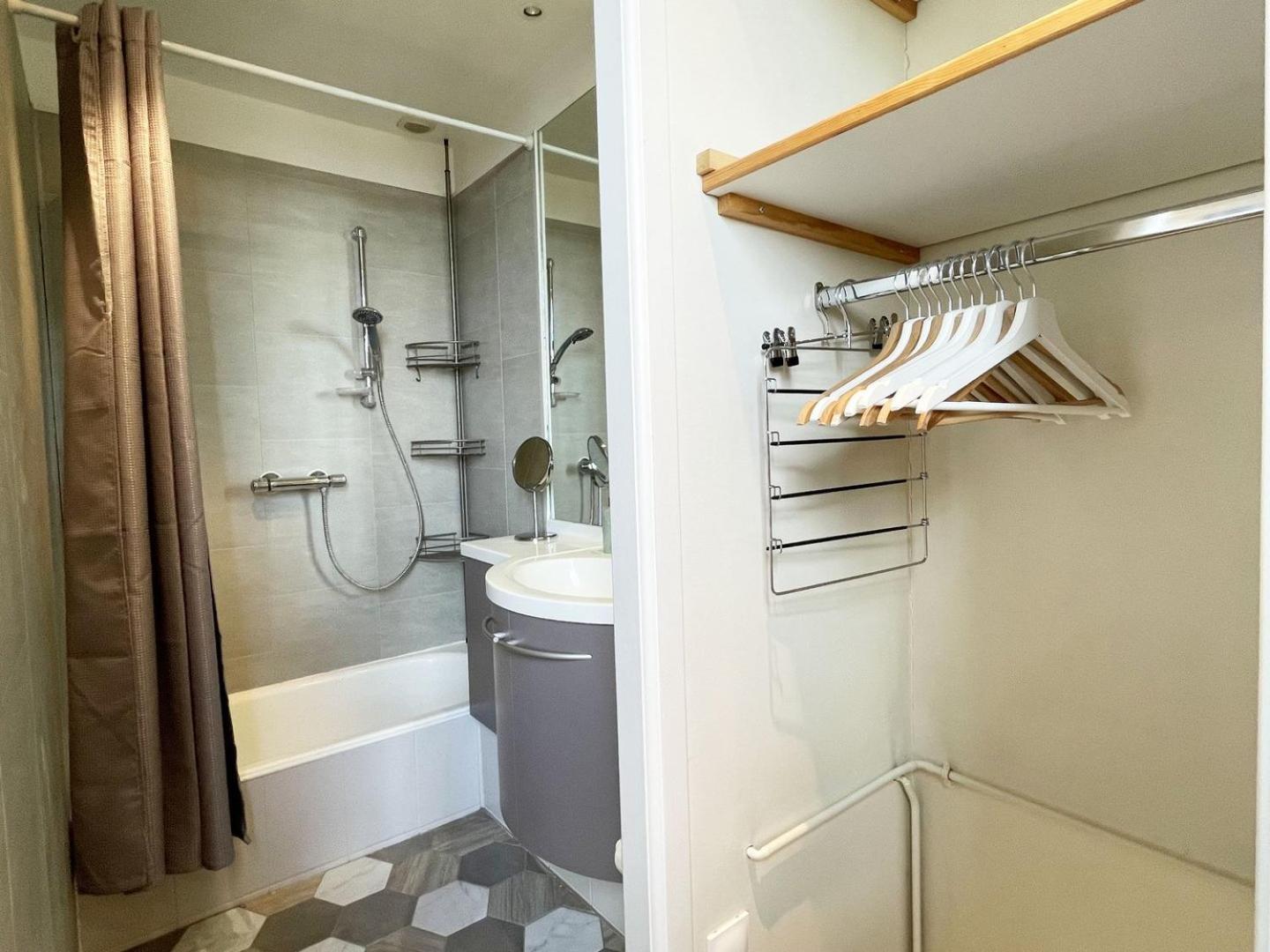 L'Horizon - Entree Independante - Parking Apartment ชาร์ตร ภายนอก รูปภาพ